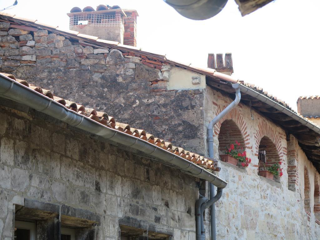 La Porte Bleue Bed & Breakfast