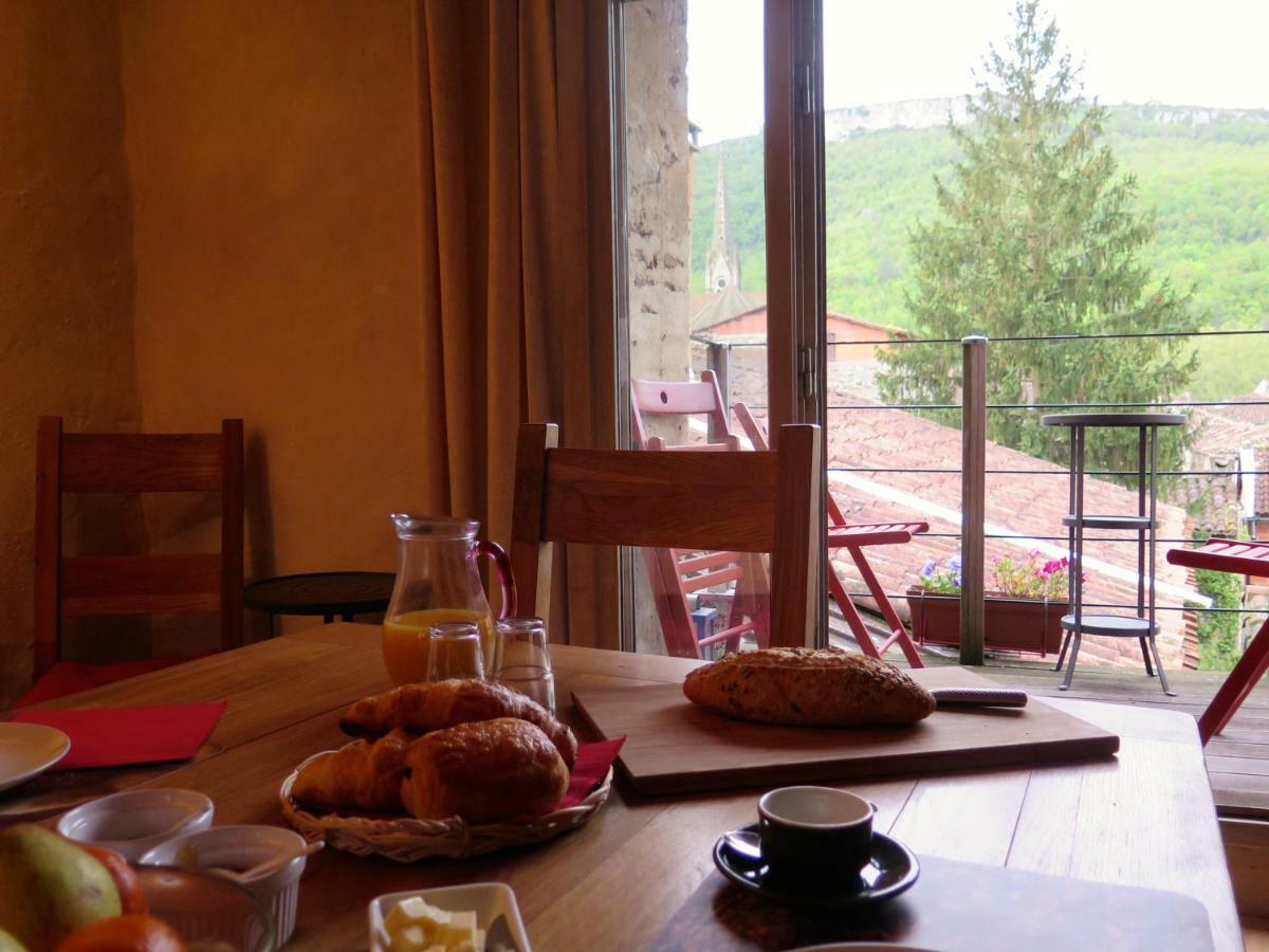 La Porte Bleue Couette-café *